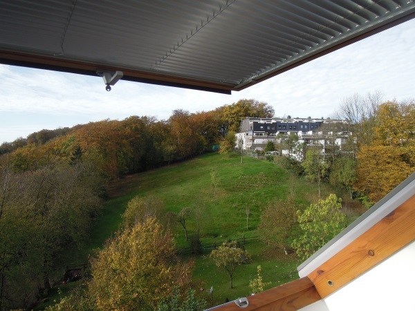 Design-Maisonette mit Bulthaupt-Küche, Sauna, Whirlpool, Dachterrasse, Ankleide mit Einbauschränken – Wuppertal – Vorschaubild 17