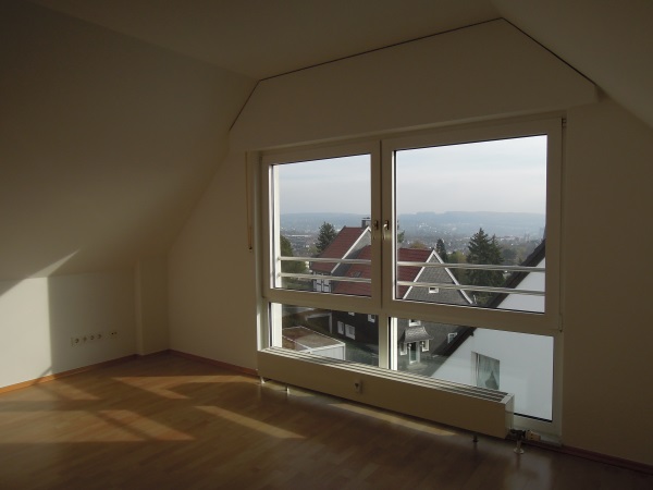 Design-Maisonette mit Bulthaupt-Küche, Sauna, Whirlpool, Dachterrasse, Ankleide mit Einbauschränken – Wuppertal – Vorschaubild 18
