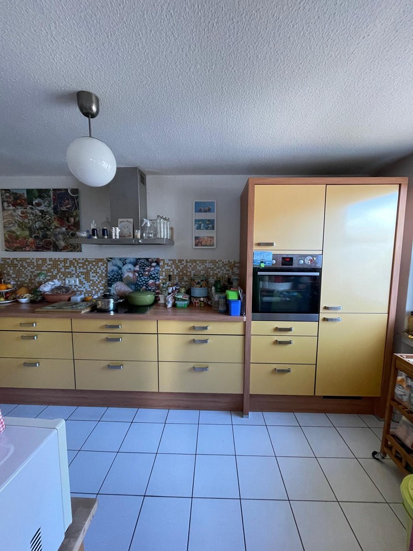 Erstbezug nach Sanierung: 5,5 Zimmer Apartment mit 2 Bädern, Balkon und EBK – Wuppertal – Vorschaubild 2