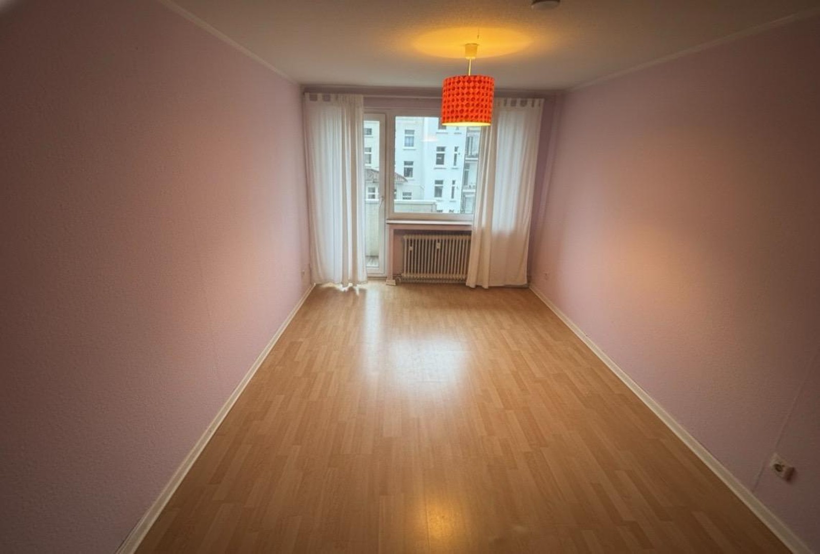 Erstbezug nach Sanierung: 5,5 Zimmer Apartment mit 2 Bädern, Balkon und EBK – Wuppertal – Vorschaubild 8