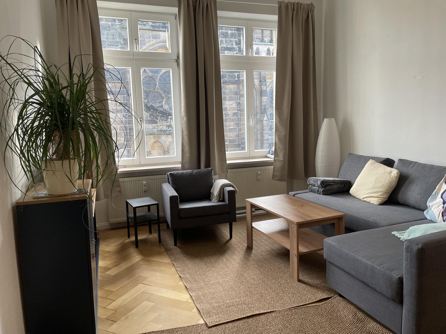 Elegantes und möbliertes 4-Room Apartment in Leipzig’s Prestigious Musikviertel