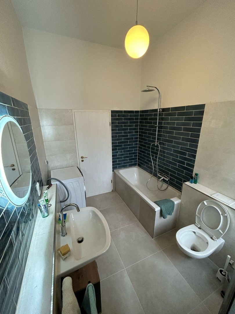 Elegantes und möbliertes 4-Room Apartment in Leipzig’s Prestigious Musikviertel – Leipzig – Vorschaubild 3