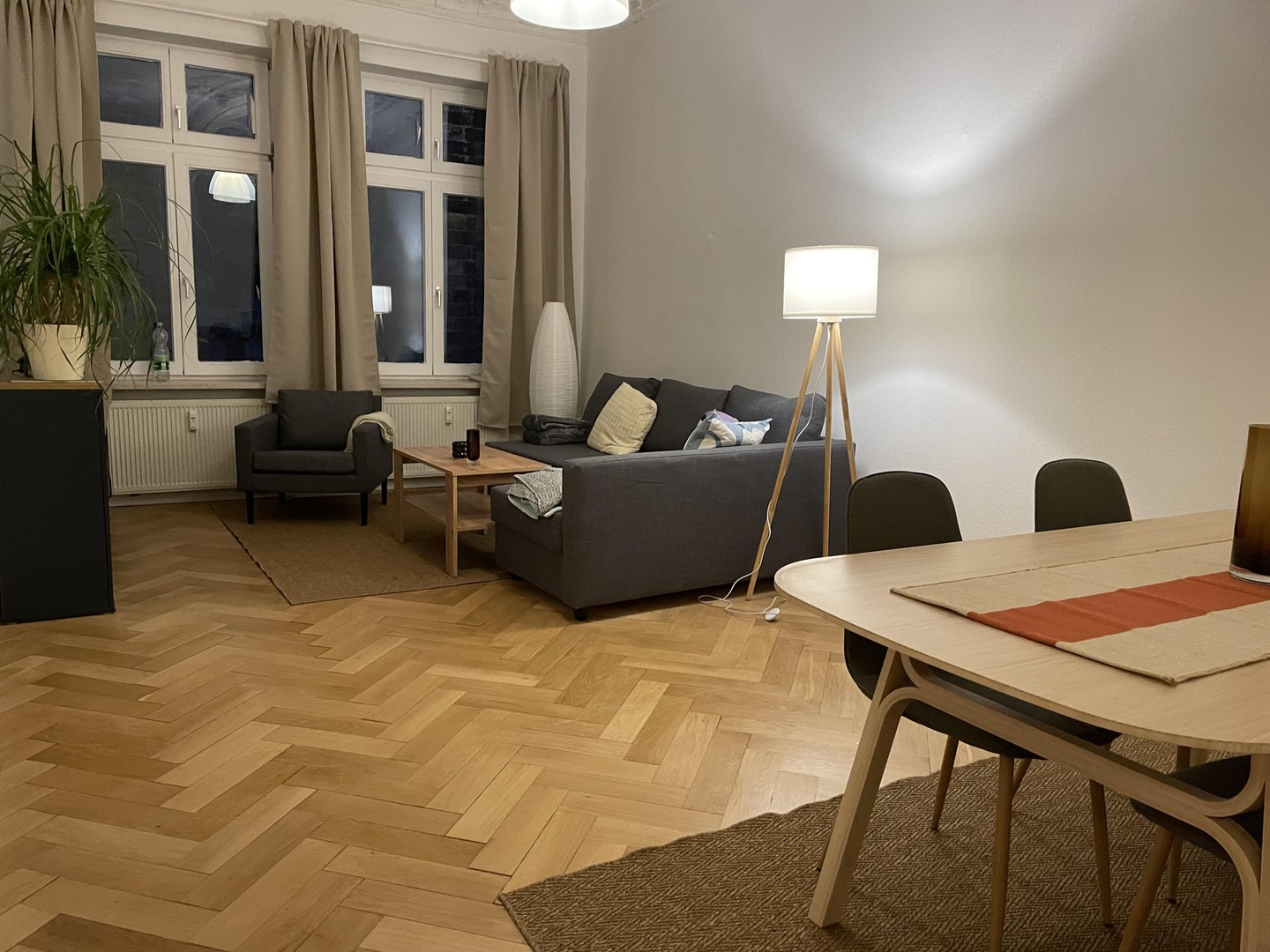 Elegantes und möbliertes 4-Room Apartment in Leipzig’s Prestigious Musikviertel – Leipzig – Vorschaubild 5