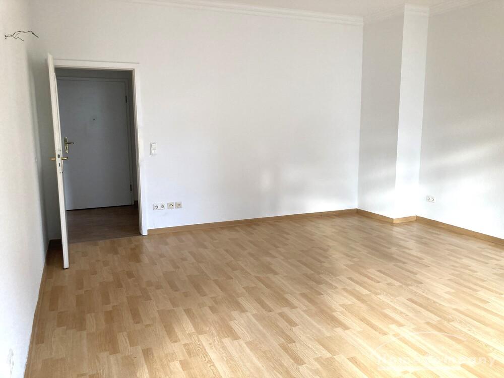 3-Raumwohnung in Dresden-Cotta mit Balkon und Garage! Leerstehend! – Dresden – Vorschaubild 3