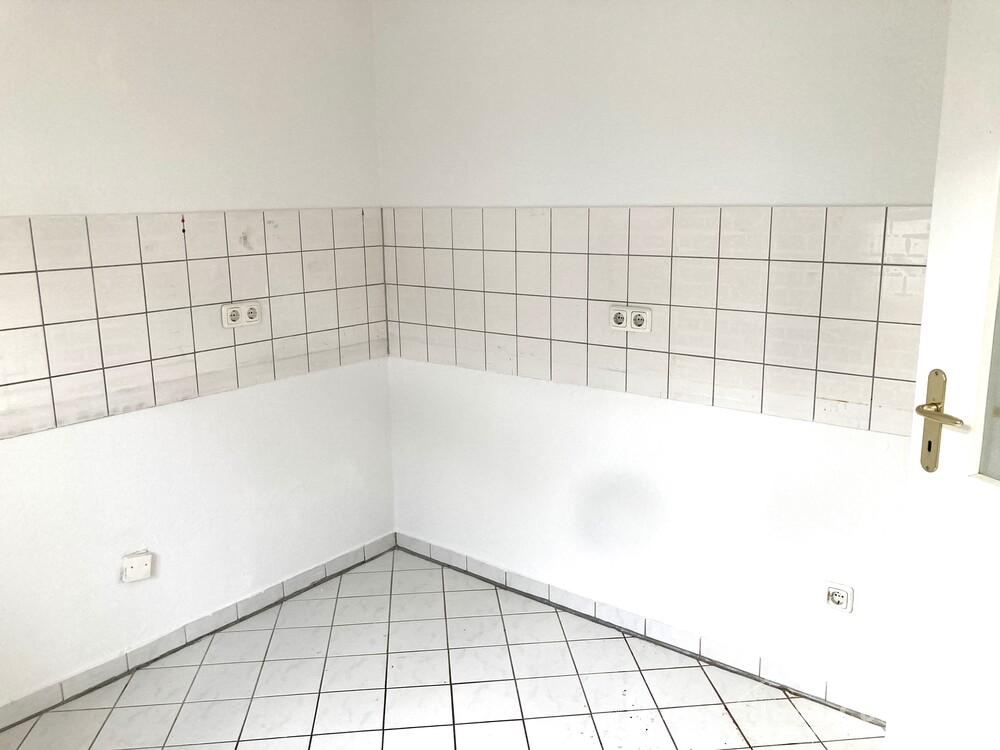 3-Raumwohnung in Dresden-Cotta mit Balkon und Garage! Leerstehend! – Dresden – Vorschaubild 10