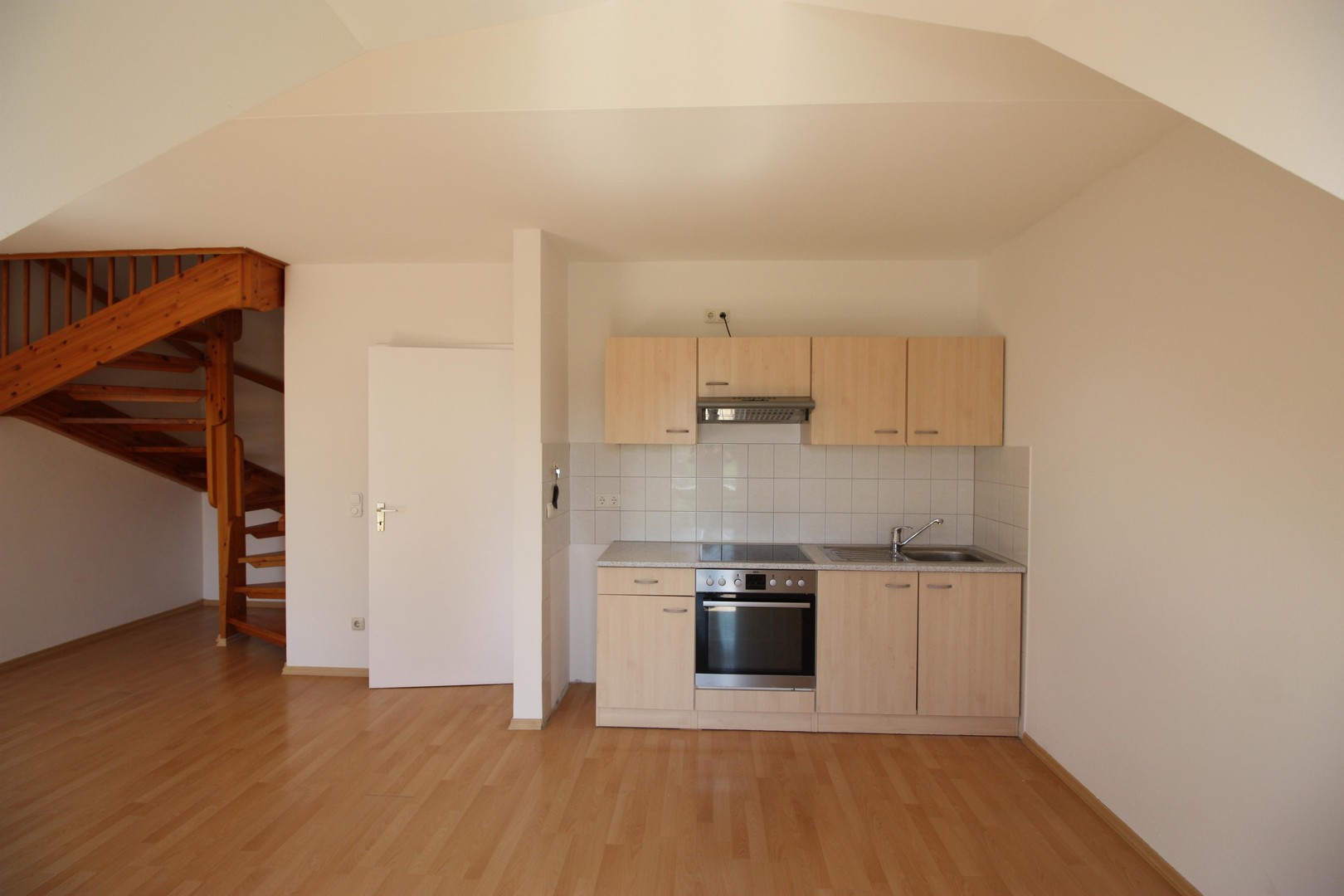 Stadtnahe lichtdurchflutete Maisonettewohnung mit Südbalkon am Waldrand – Stadtbergen – Vorschaubild 4
