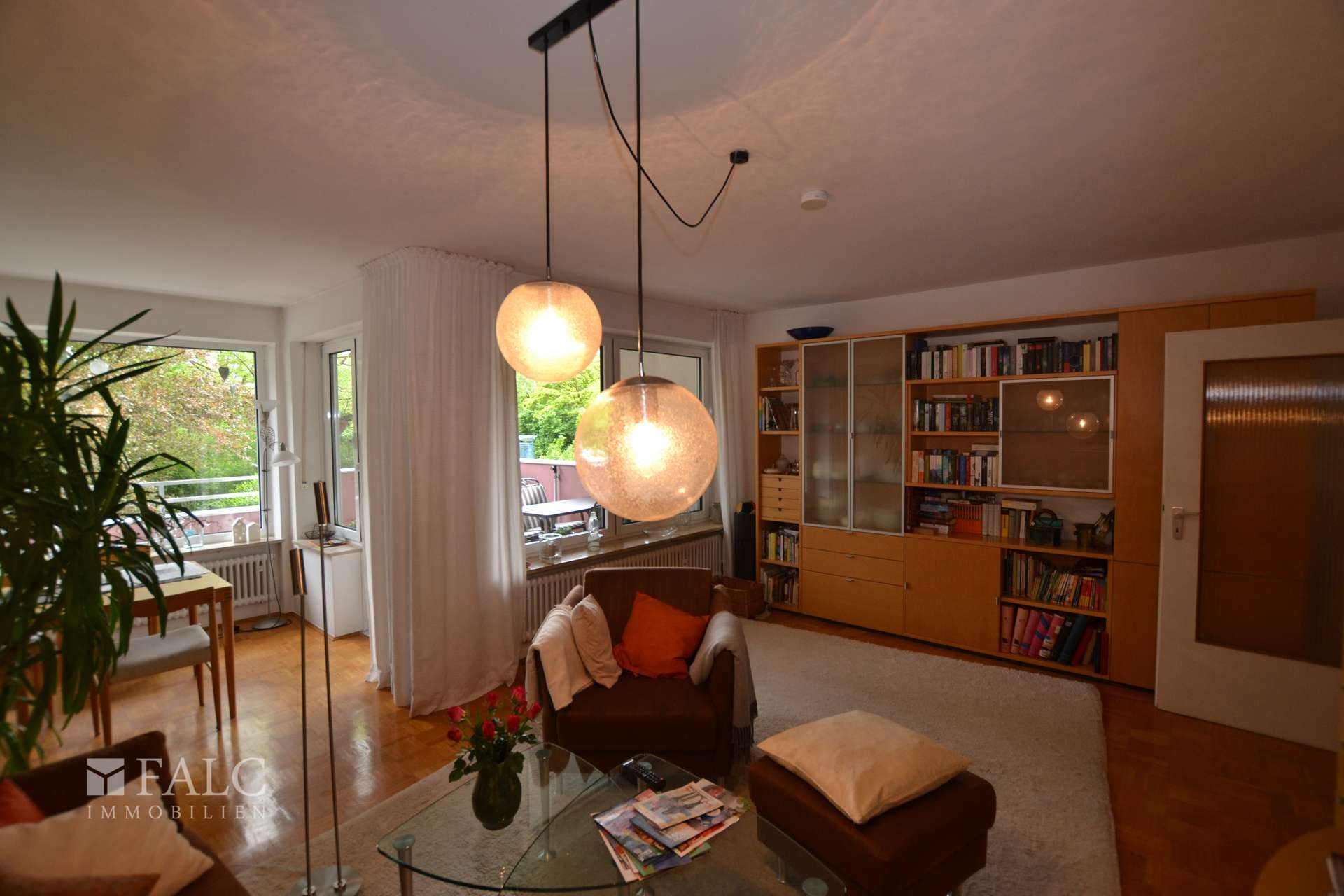 Langjährig vermietete 3-Zimmer-Wohnung mit Balkon und Stellplatz – Kapitalanlage mit Perspektive – Germering – Vorschaubild 2