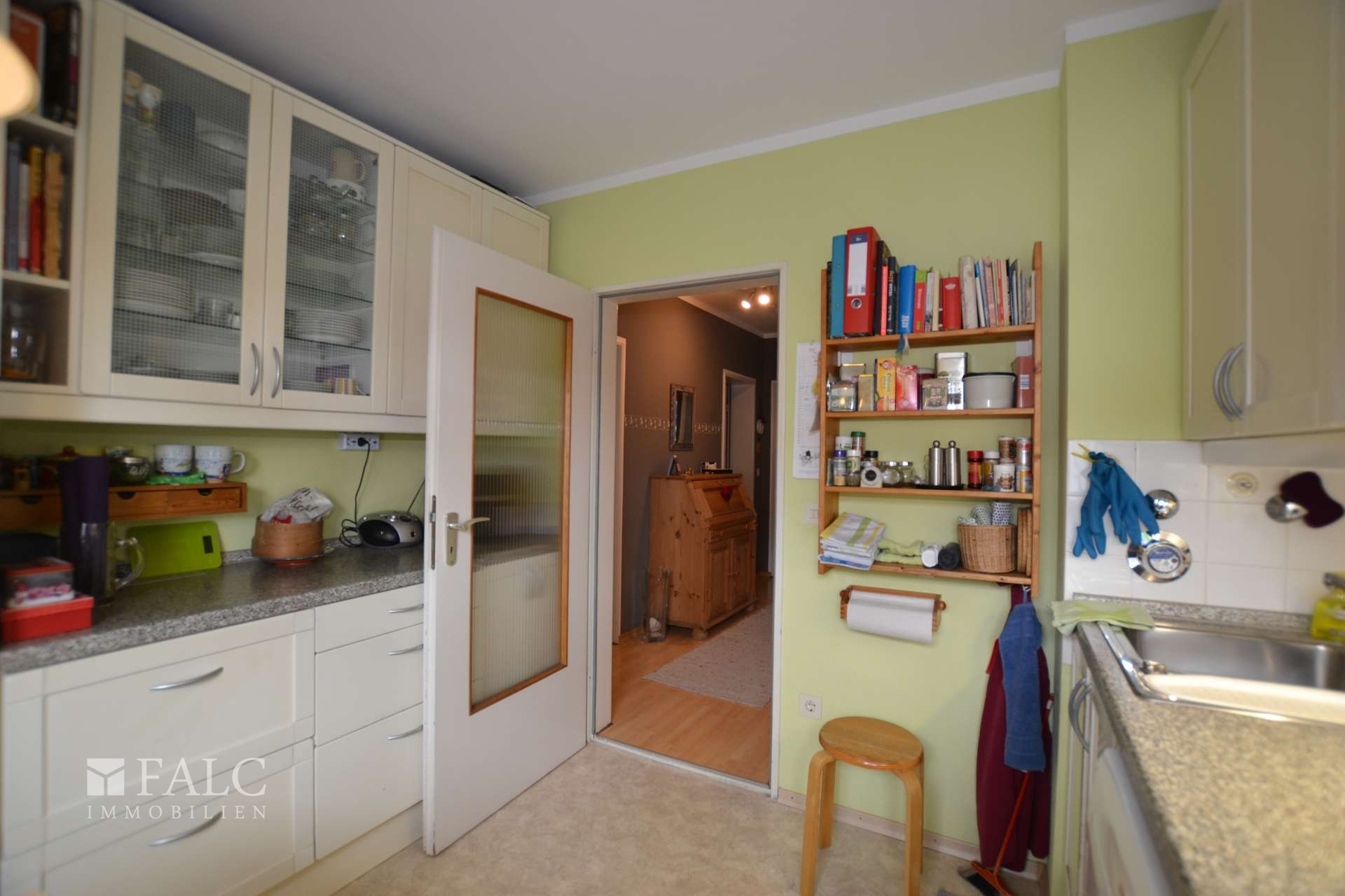 Langjährig vermietete 3-Zimmer-Wohnung mit Balkon und Stellplatz – Kapitalanlage mit Perspektive – Germering – Vorschaubild 7