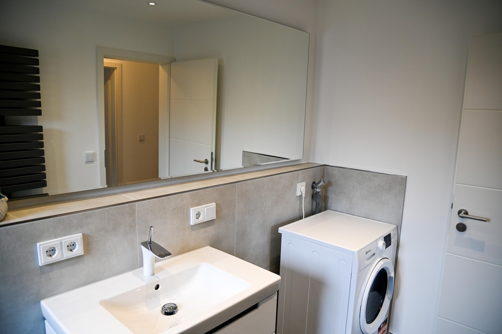 4 Zimmer-Wohnung mit Hobbyraum in einem kleinen 5-Parteien-Haus – Dachau – Vorschaubild 17