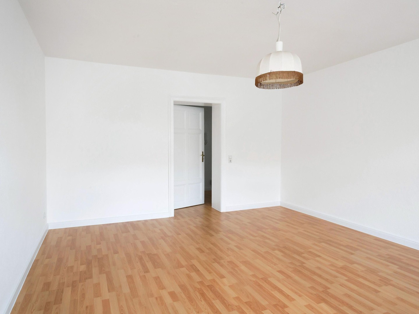 Bestandsvermietete 2-Zimmer-Altbauwohnung im denkmalgeschützten Gründerzeithaus – Görlitz – Vorschaubild 7