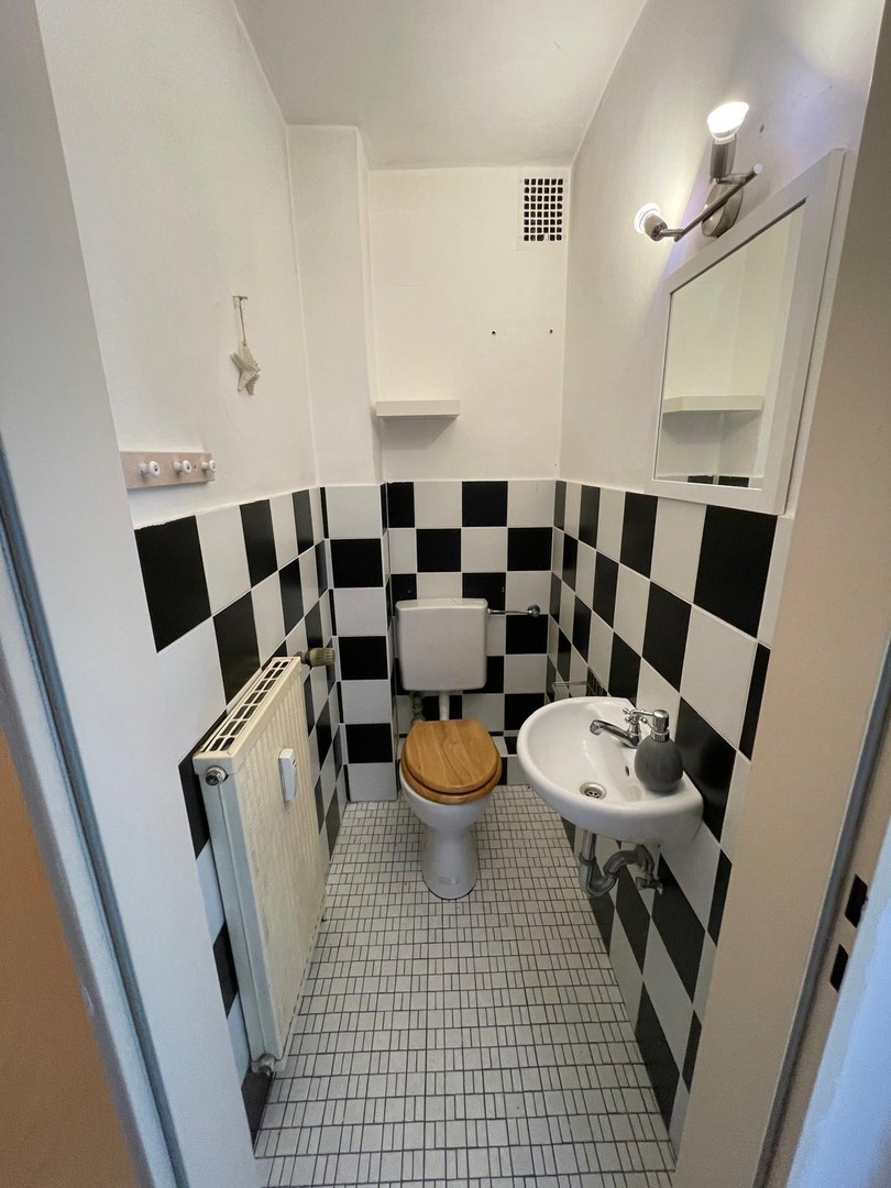Schöne 3-Zimmer-DG-Wohnung mit Einbauküche in Wesel-Büderich – Wesel – Vorschaubild 11