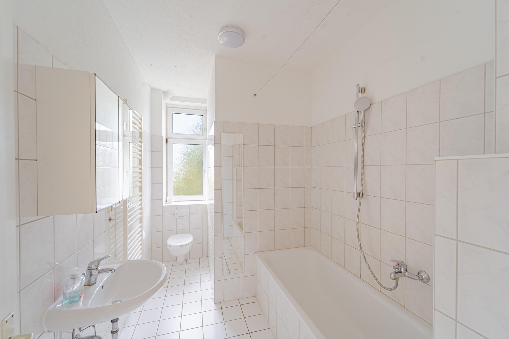 Zwischen Stadt & Ruhe – 3-Zimmer-Altbau mit Balkonidylle – Lübeck – Vorschaubild 6