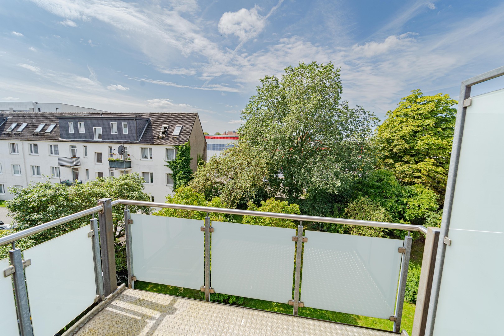 Zwischen Stadt & Ruhe – 3-Zimmer-Altbau mit Balkonidylle – Lübeck – Vorschaubild 9