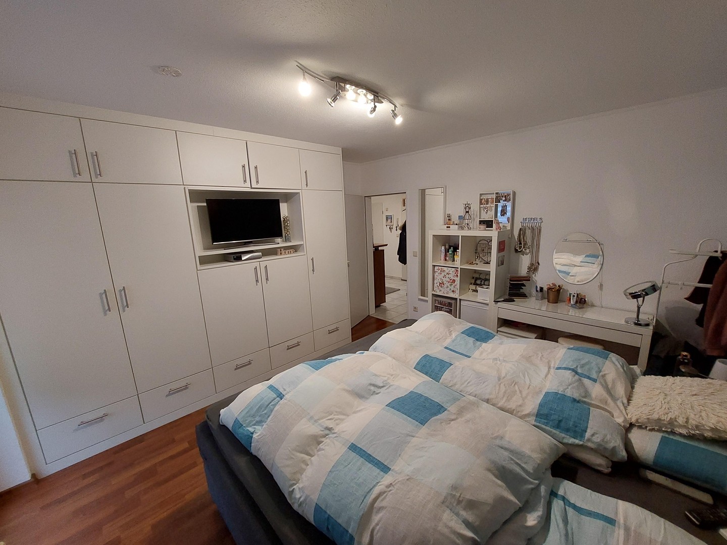 Echter Freiraum: Attraktive 3-Zimmer-Wohnung mit großer Terrasse und großem Gartenanteil – Nordhorn – Vorschaubild 4