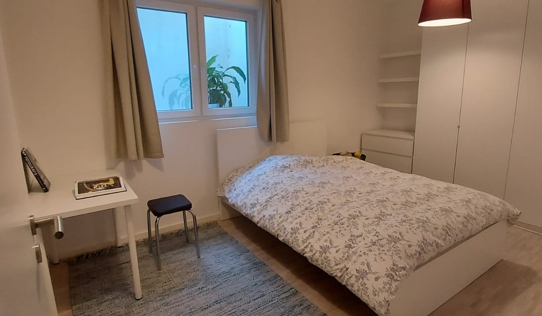 Möbliert & ideal für Pendler oder Studierende!