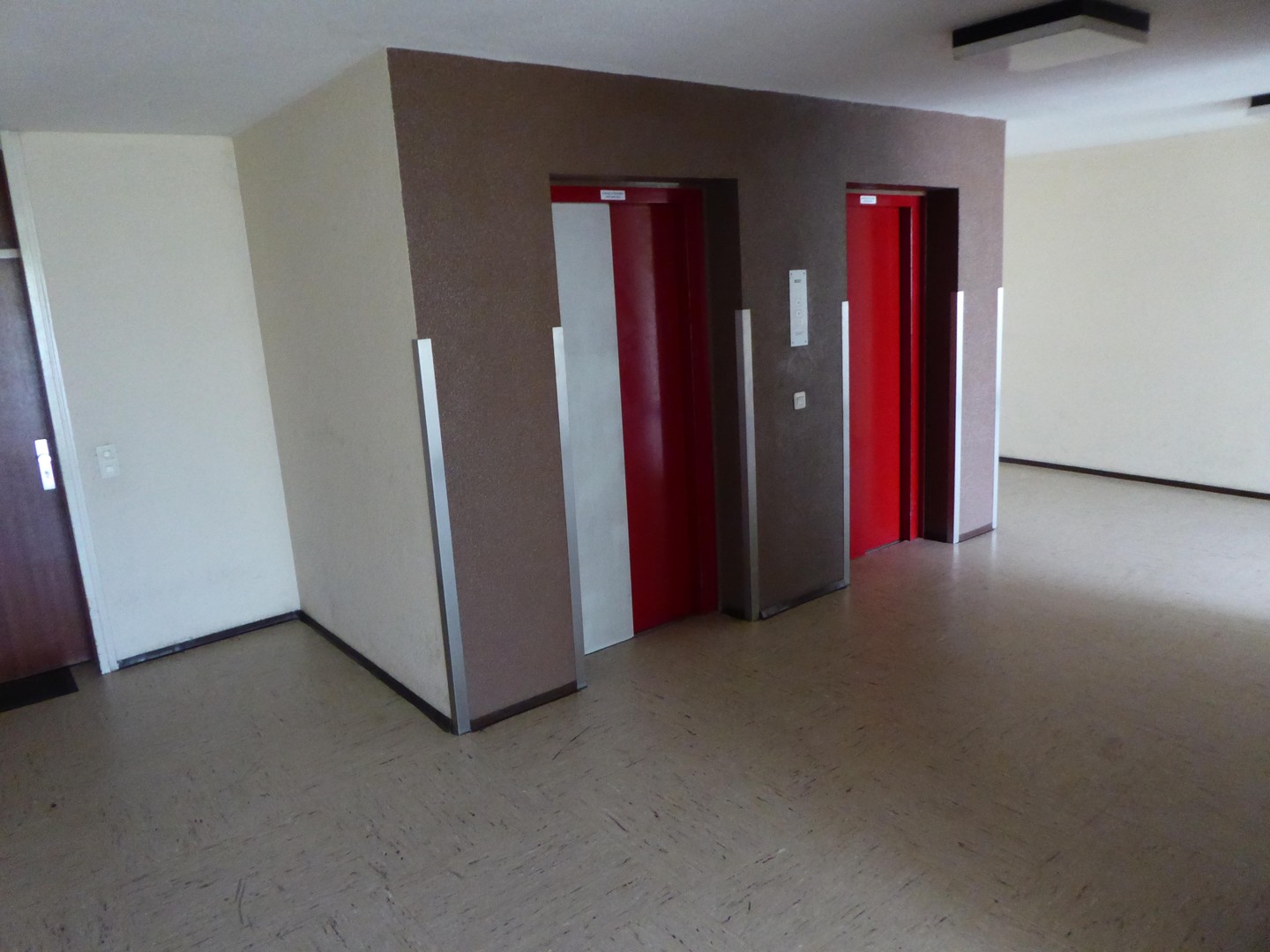 helle schöne und ruhige Wohnung im 1. OG mit Balkon, Nähe Kanal – Erlangen – Vorschaubild 15
