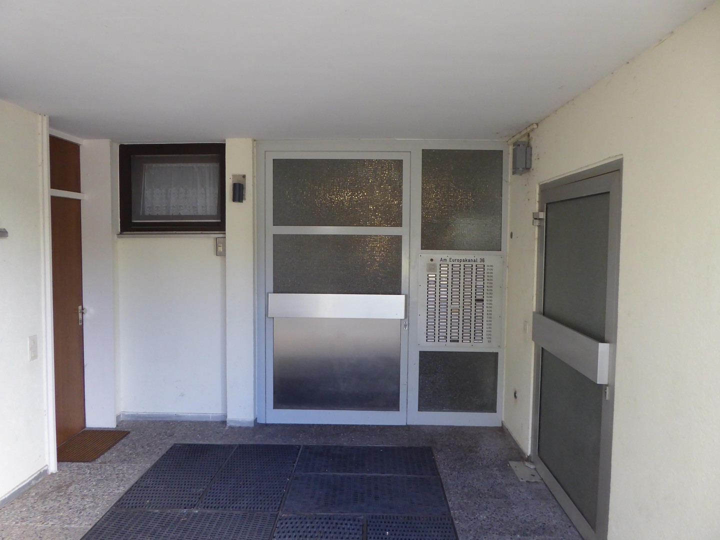 helle schöne und ruhige Wohnung im 1. OG mit Balkon, Nähe Kanal – Erlangen – Vorschaubild 17