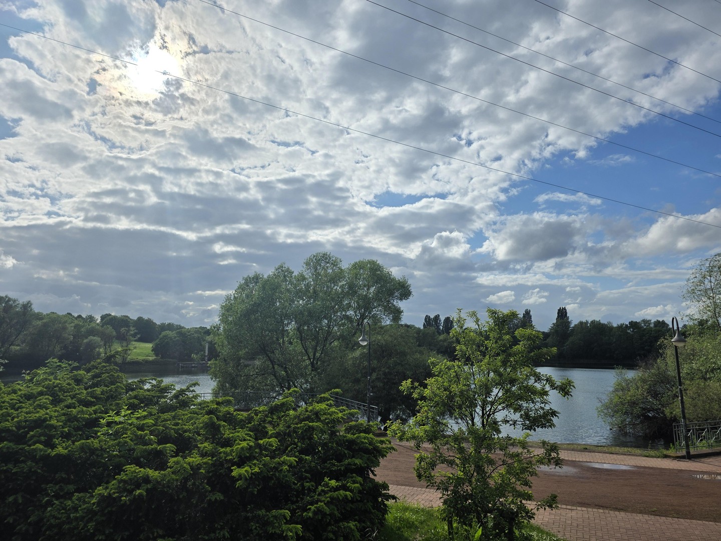 Lakeside Living at Volksgarten | 70 sqm Furnished | Quiet & Central in Düsseldorf – Düsseldorf – Vorschaubild 8