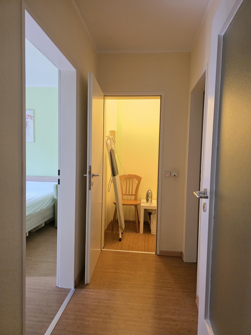 Lakeside Living at Volksgarten | 70 sqm Furnished | Quiet & Central in Düsseldorf – Düsseldorf – Vorschaubild 12
