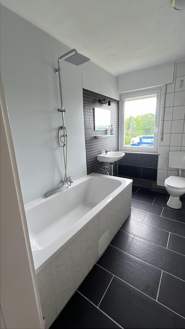 3 Zimmer Wohnung mit EBK in Detmold – Detmold – Vorschaubild 9