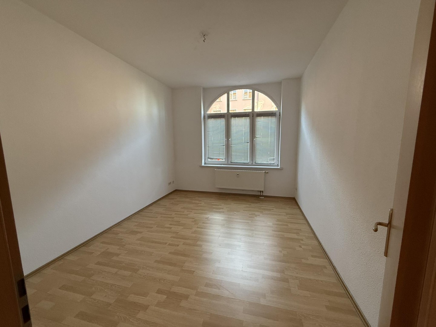 Einziehen und Wohlfühlen – 4-Zi-Wohnung in ruhiger Wohnlage mit perfekter Infrastrukturanbindung – Markranstädt – Vorschaubild 9