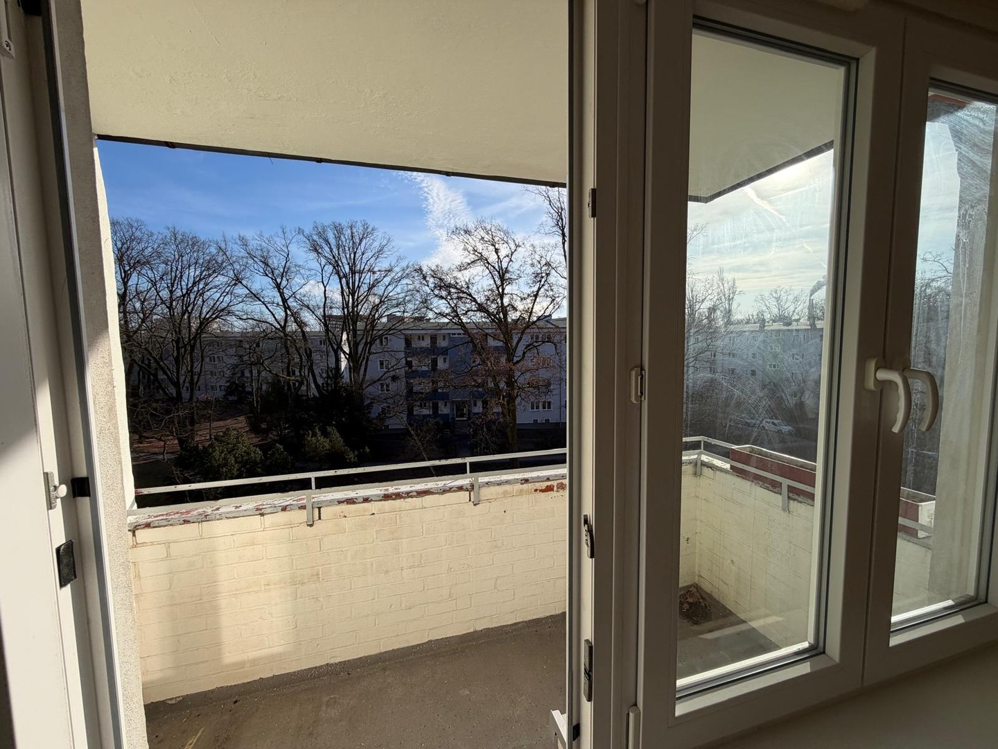 Helle unvermietete 2-Zimmer Eigentumswohnung mit Südbalkon, Privatverkauf – Berliner – Vorschaubild 3