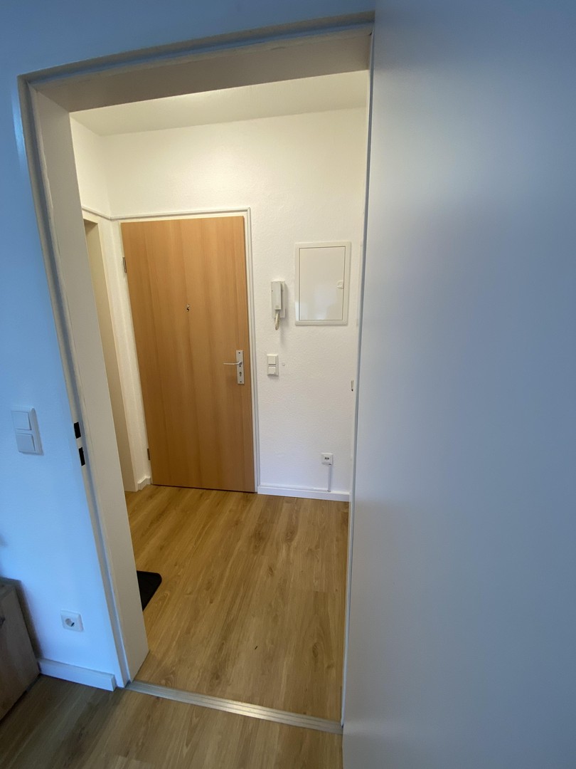 Möblierte Appartement in ruhiger Lage mit Balkon und Aufzug – Ratingen – Vorschaubild 15
