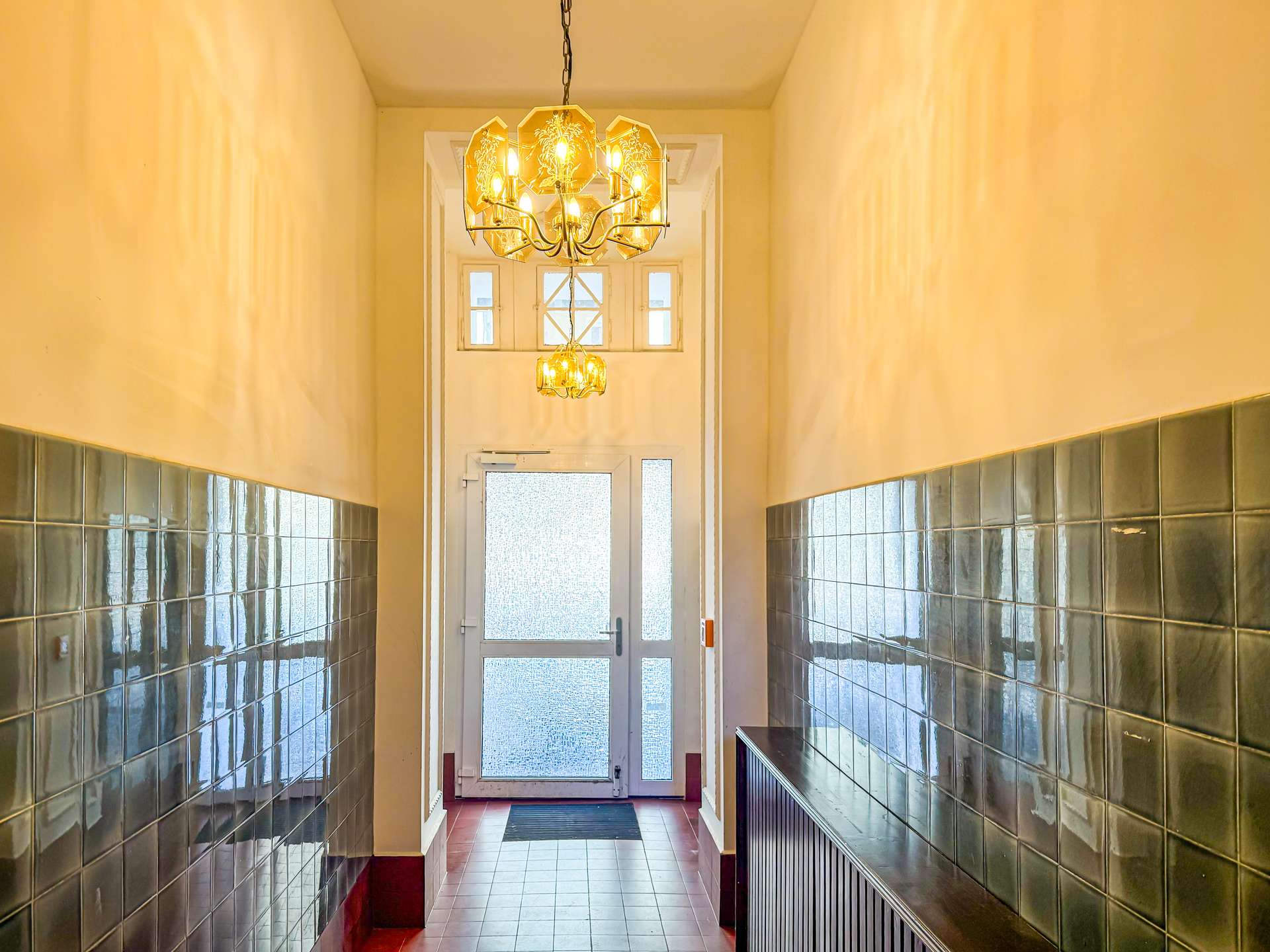 *sofort Bezugsfrei* Hochwertige 3 Zimmer Altbauwohnung I Einbauküche I Balkon – Leipzig – Vorschaubild 3