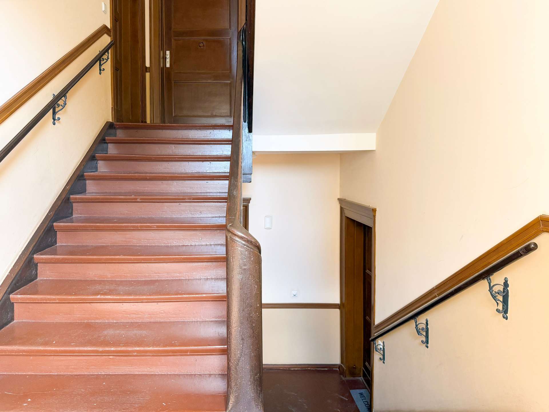 *sofort Bezugsfrei* Hochwertige 3 Zimmer Altbauwohnung I Einbauküche I Balkon – Leipzig – Vorschaubild 4