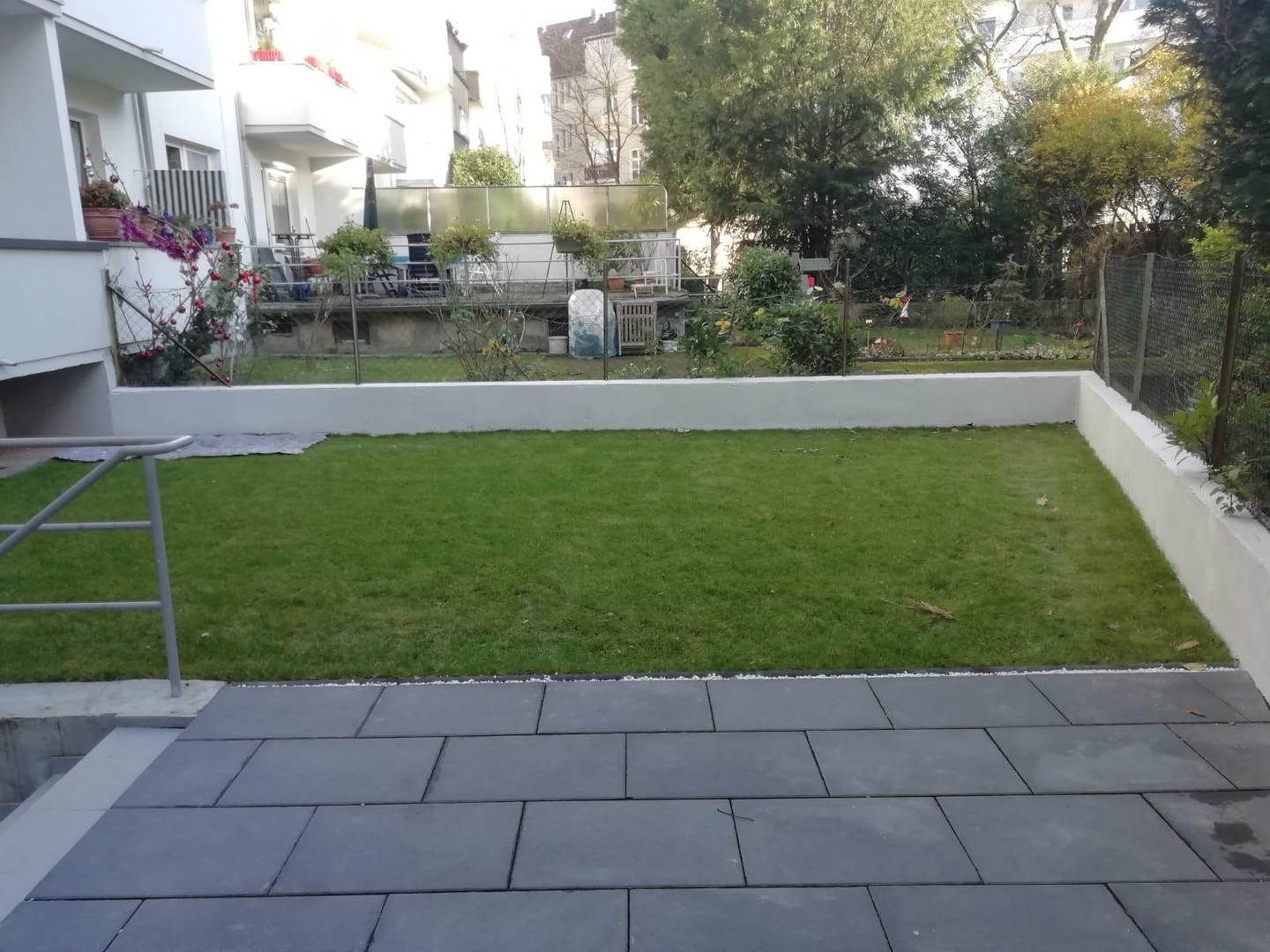 Von Privat: Attraktives MFH in Düsseldorf – umfassend modernisiert (Effizienzhaus 70), 17 Einheiten – Düsseldorf – Vorschaubild 11