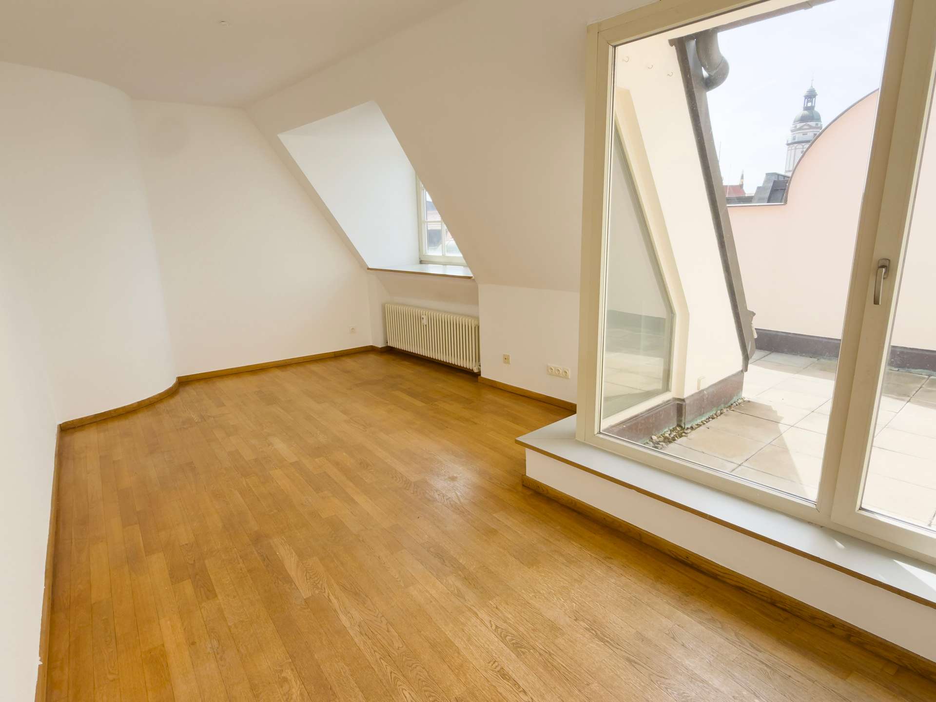 Exklusives Wohnen - EBK | Dachterrasse | Bad en Suite - Maisonette Wohnung im Lipsia Haus – Leipzig – Vorschaubild 7