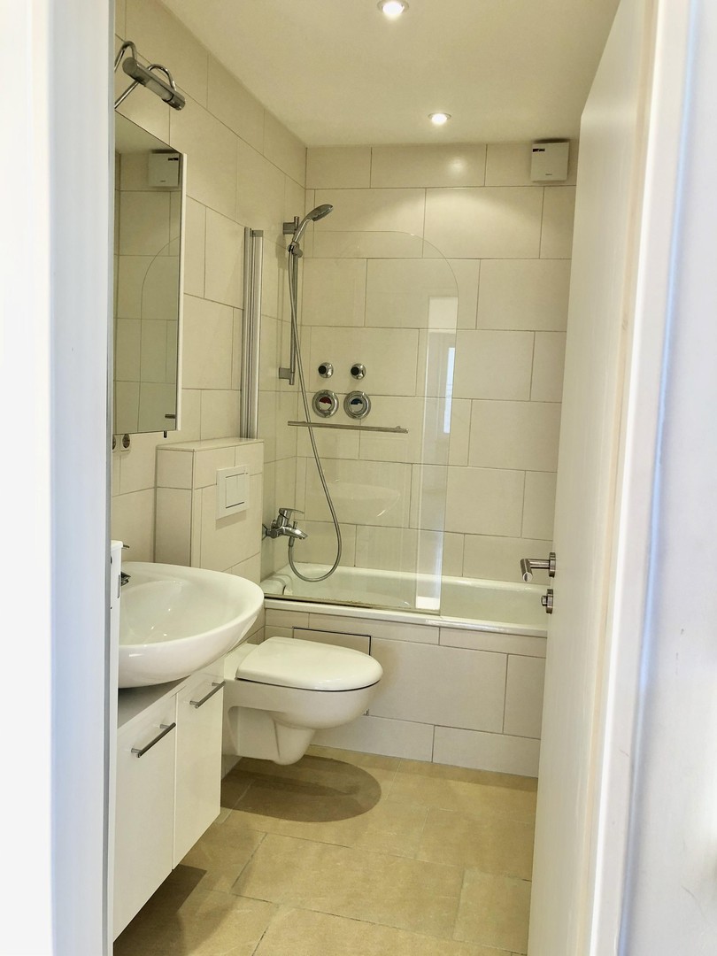 Helle 3 Zimmer Wohnung mit ruhiger Westterrasse in Bogenhausen Denning – München – Vorschaubild 7