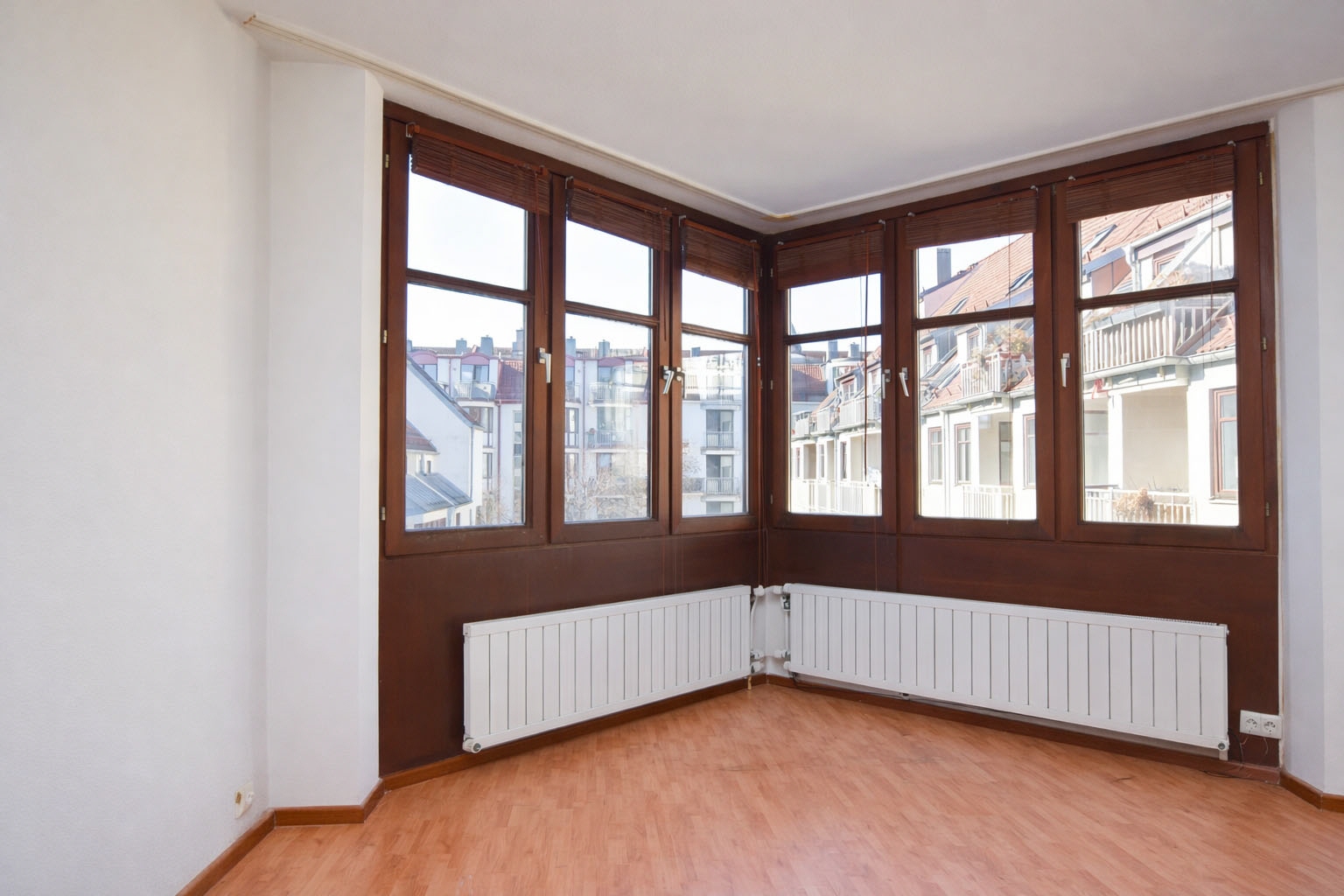 AIGNER - Vermietetes Apartment in ruhiger Innenhoflage in der Maxvorstadt – München – Bild 1 von 8
