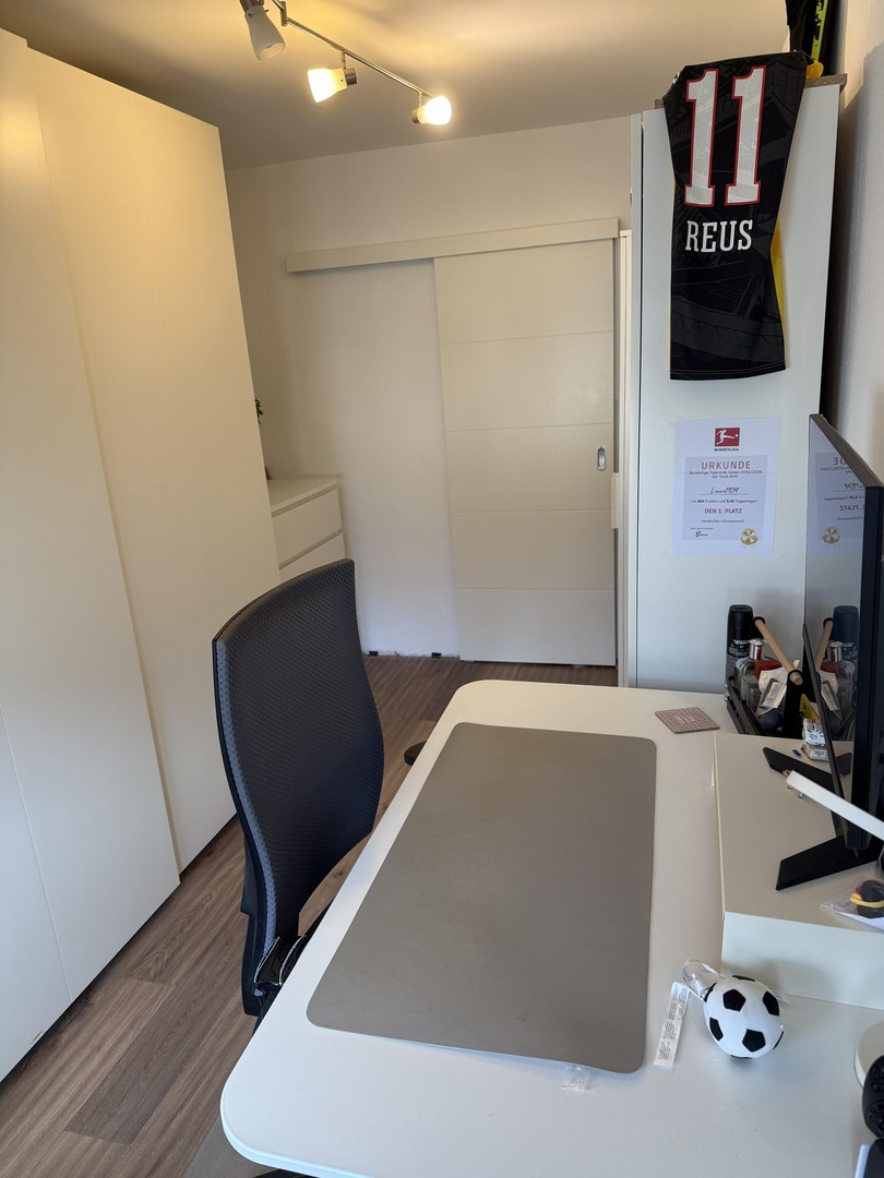 Zentral gelegene 3-Zimmer-Wohnung mit Balkon in Brühl – Brühl – Vorschaubild 3