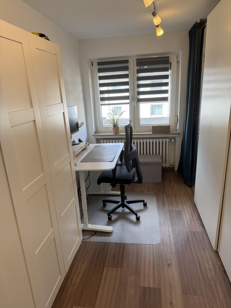 Zentral gelegene 3-Zimmer-Wohnung mit Balkon in Brühl – Brühl – Vorschaubild 4