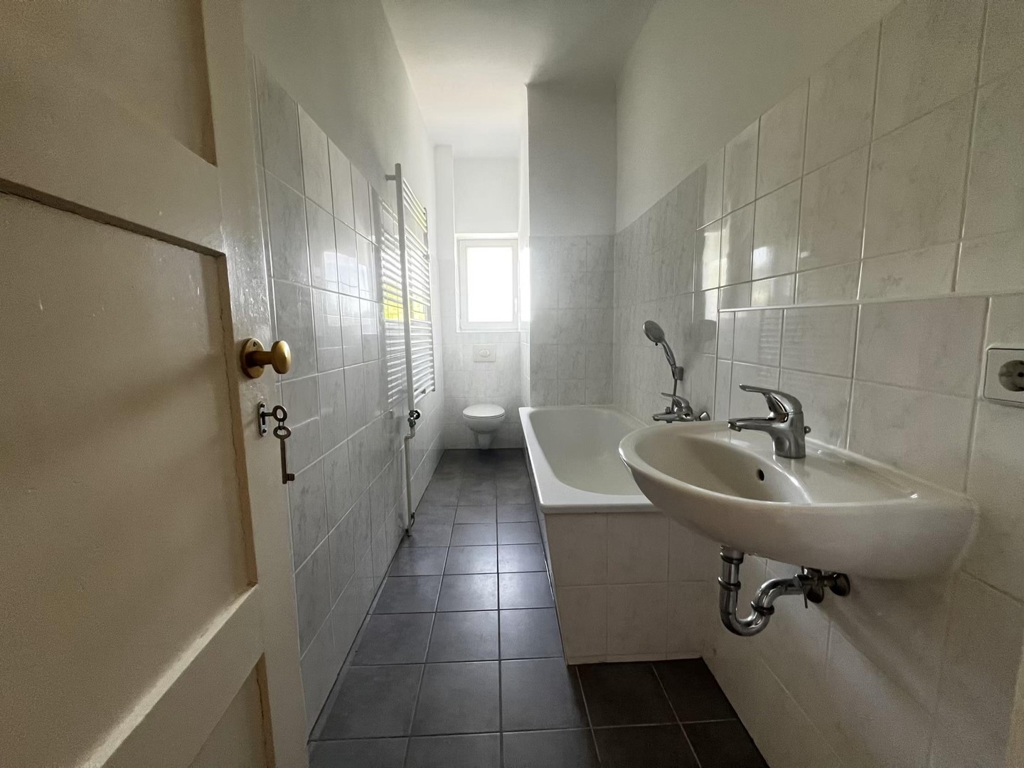 Schöne 2-Raum-Wohnung in guter Lage – Brandenburg a.d.H. – Vorschaubild 12