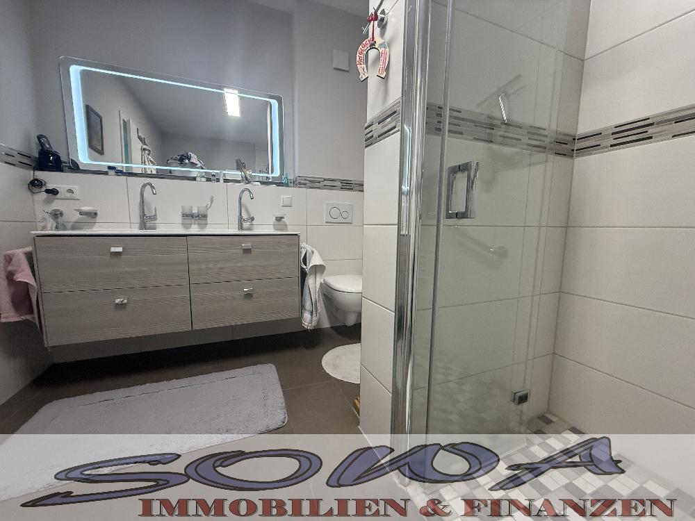 Hochwertige 4 Zimmer Wohnung mit Balkon, Aufzug, Stadtlage in Neuburg - Ein Objekt von Ihrem Immobilienpartner SOWA Immobilien und Finanzen – Neuburg – Vorschaubild 10