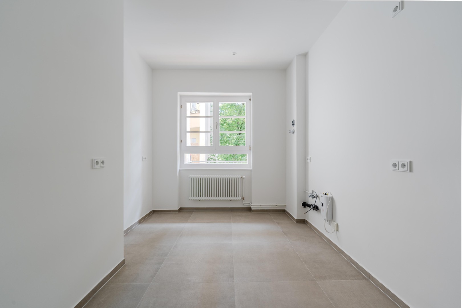 Repräsentativer Altbau in Bestlage: Frisch sanierte 4-Zimmer-Wohnung – bezugsfertig & provisionsfrei – Berlin – Vorschaubild 11