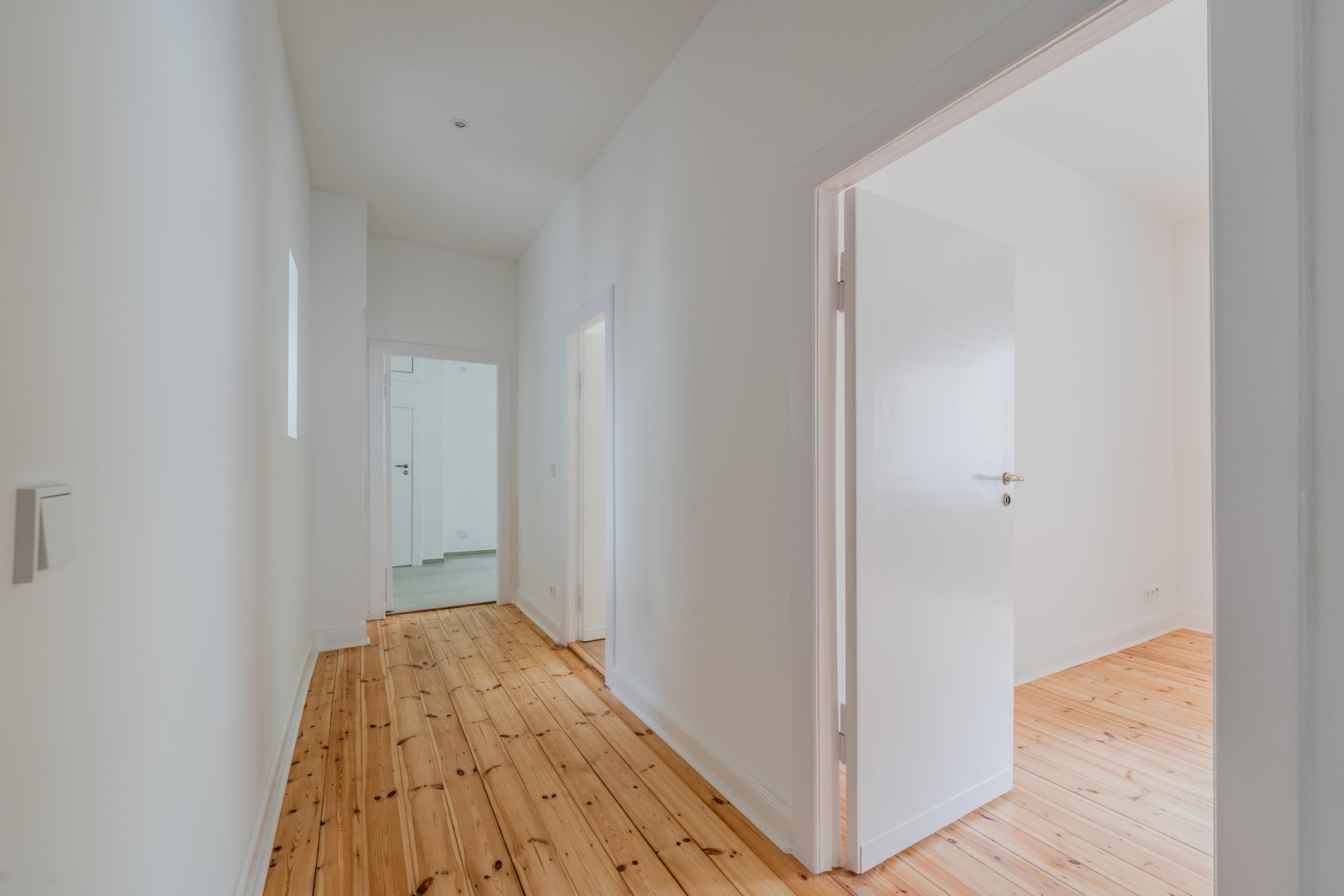 Repräsentativer Altbau in Bestlage: Frisch sanierte 4-Zimmer-Wohnung – bezugsfertig & provisionsfrei – Berlin – Vorschaubild 21