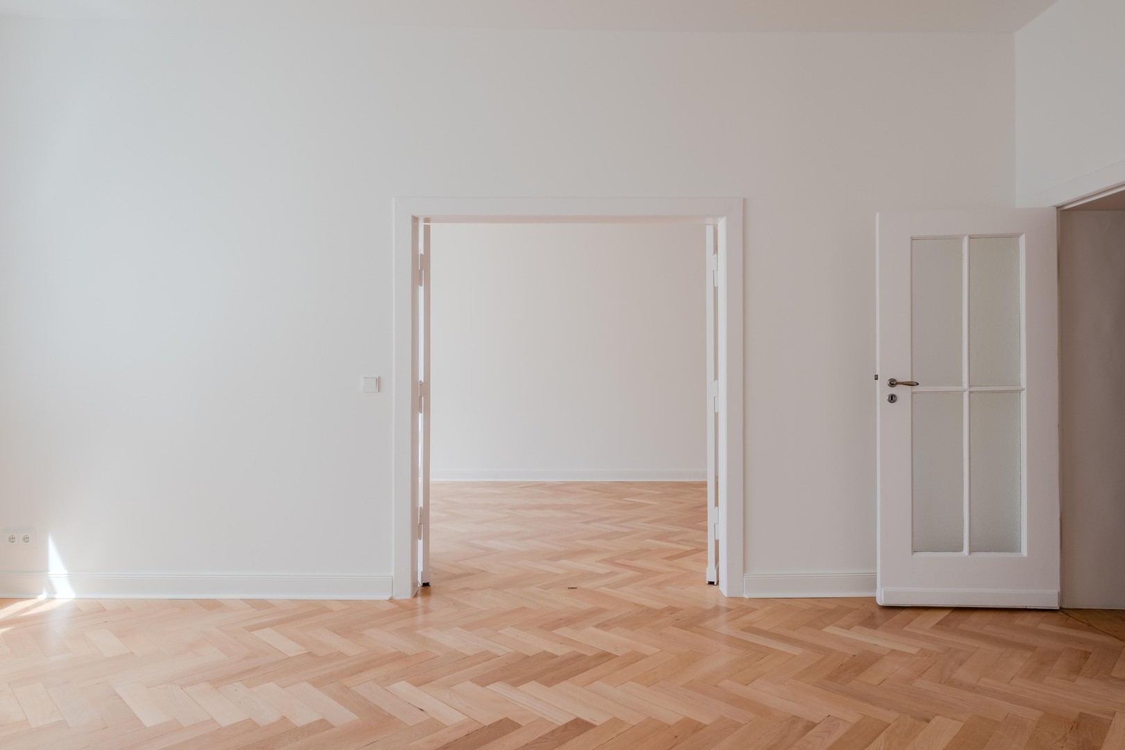Repräsentativer Altbau in Bestlage: Frisch sanierte 4-Zimmer-Wohnung – bezugsfertig & provisionsfrei – Berlin – Vorschaubild 38