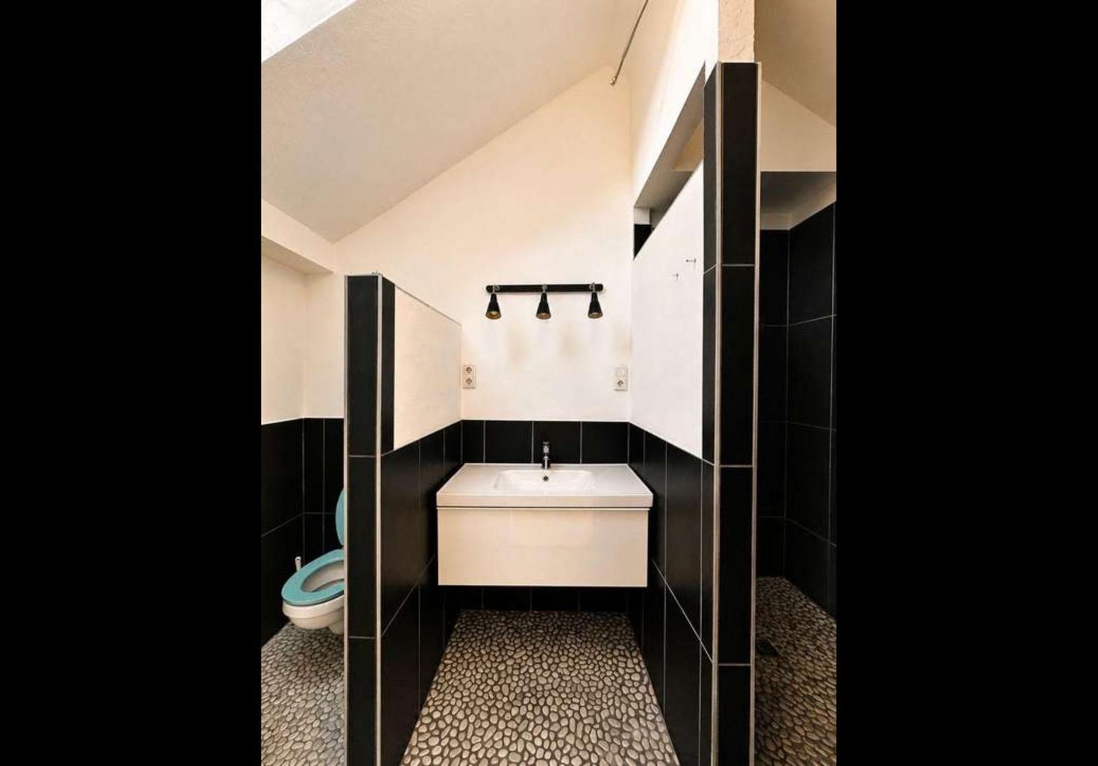 Attraktive, helle Maisonette-Wohnung mit Terrasse und Weitblick – Düsseldorf – Vorschaubild 21