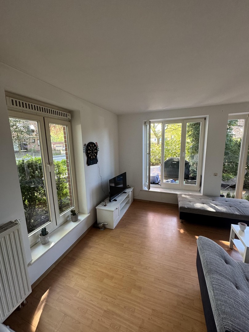 Lichtdurchflutete 2-Zimmer Wohnung mit eigener Terasse – Bönningstedt – Vorschaubild 2