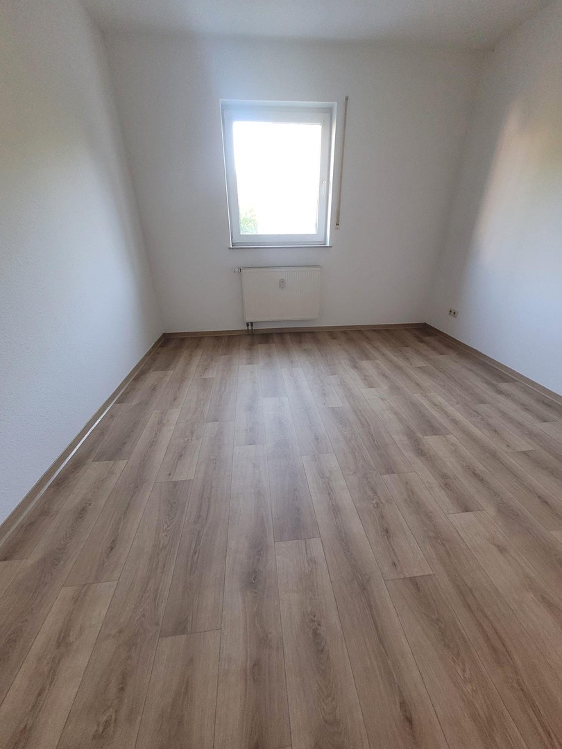 helle 3 Zimmerwohnung mit großem Balkon Verkauf oder Vermietung – Chemnitz – Vorschaubild 9