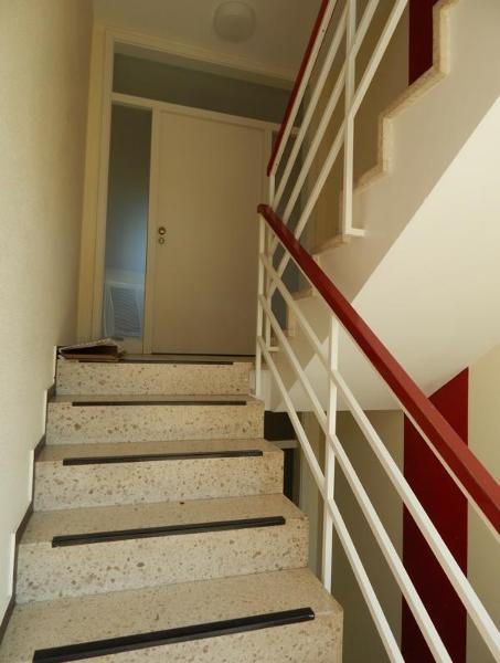 Frisch renovierte 3-Zimmer-Wohnung mit Balkon, Loggia & saniertem Bad im gepflegten Zweifamilienhaus – Trier – Vorschaubild 2