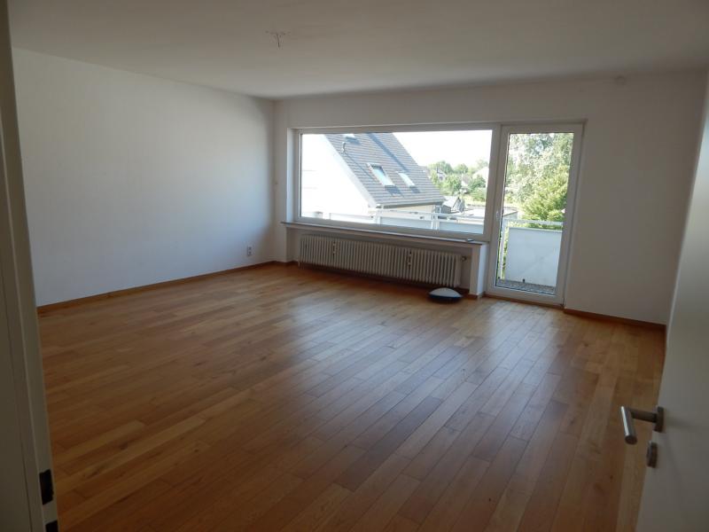 Frisch renovierte 3-Zimmer-Wohnung mit Balkon, Loggia & saniertem Bad im gepflegten Zweifamilienhaus – Trier – Vorschaubild 5