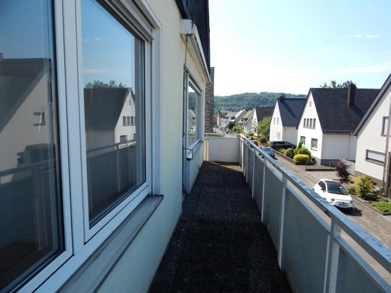Frisch renovierte 3-Zimmer-Wohnung mit Balkon, Loggia & saniertem Bad im gepflegten Zweifamilienhaus – Trier – Vorschaubild 6