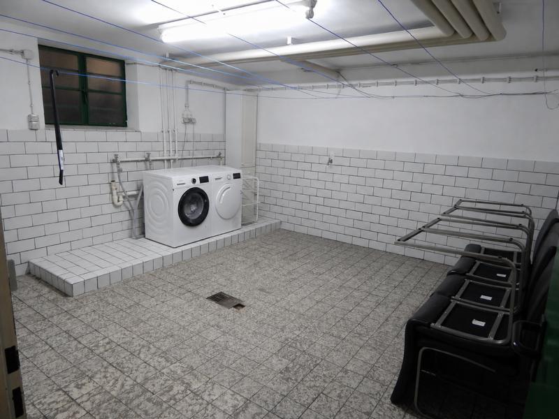Frisch renovierte 3-Zimmer-Wohnung mit Balkon, Loggia & saniertem Bad im gepflegten Zweifamilienhaus – Trier – Vorschaubild 29