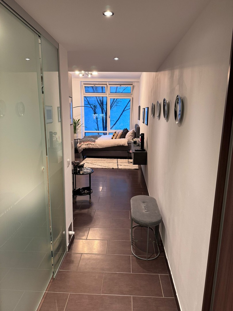 Großes Apartment, Möbiliert, im Zentrum Münchens ab 01.08.26 zu vermieten – München – Vorschaubild 6