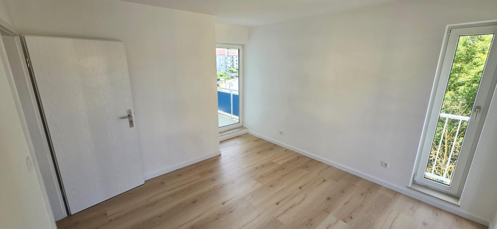 zwei Zimmer Wohnung in Bernau bei Berlin mit Balkon & Tiefgarage frisch renoviert – Bernau bei Berlin – Vorschaubild 5
