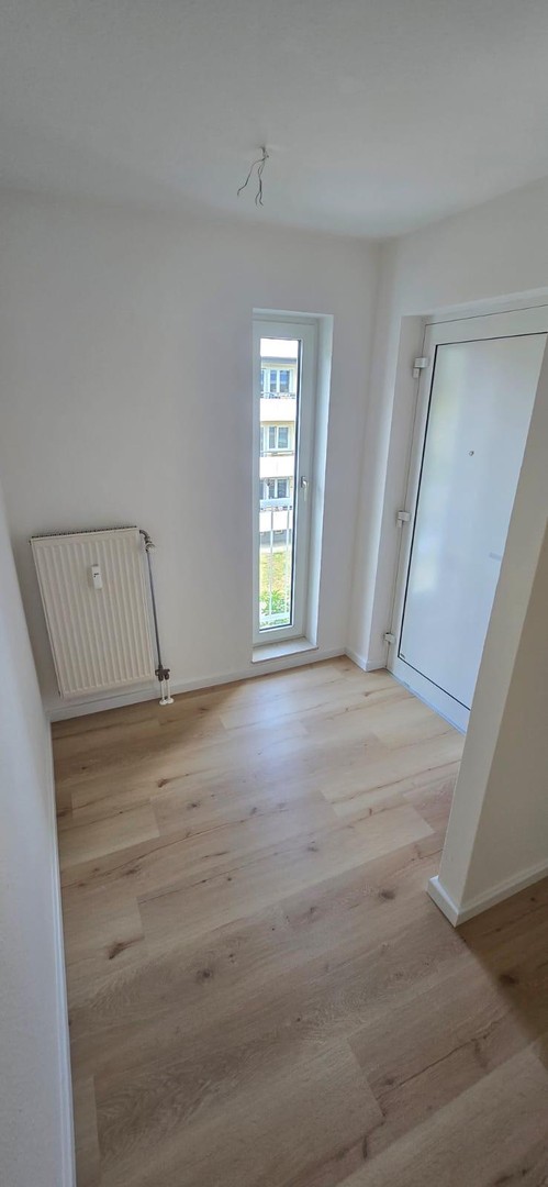 zwei Zimmer Wohnung in Bernau bei Berlin mit Balkon & Tiefgarage frisch renoviert – Bernau bei Berlin – Vorschaubild 10